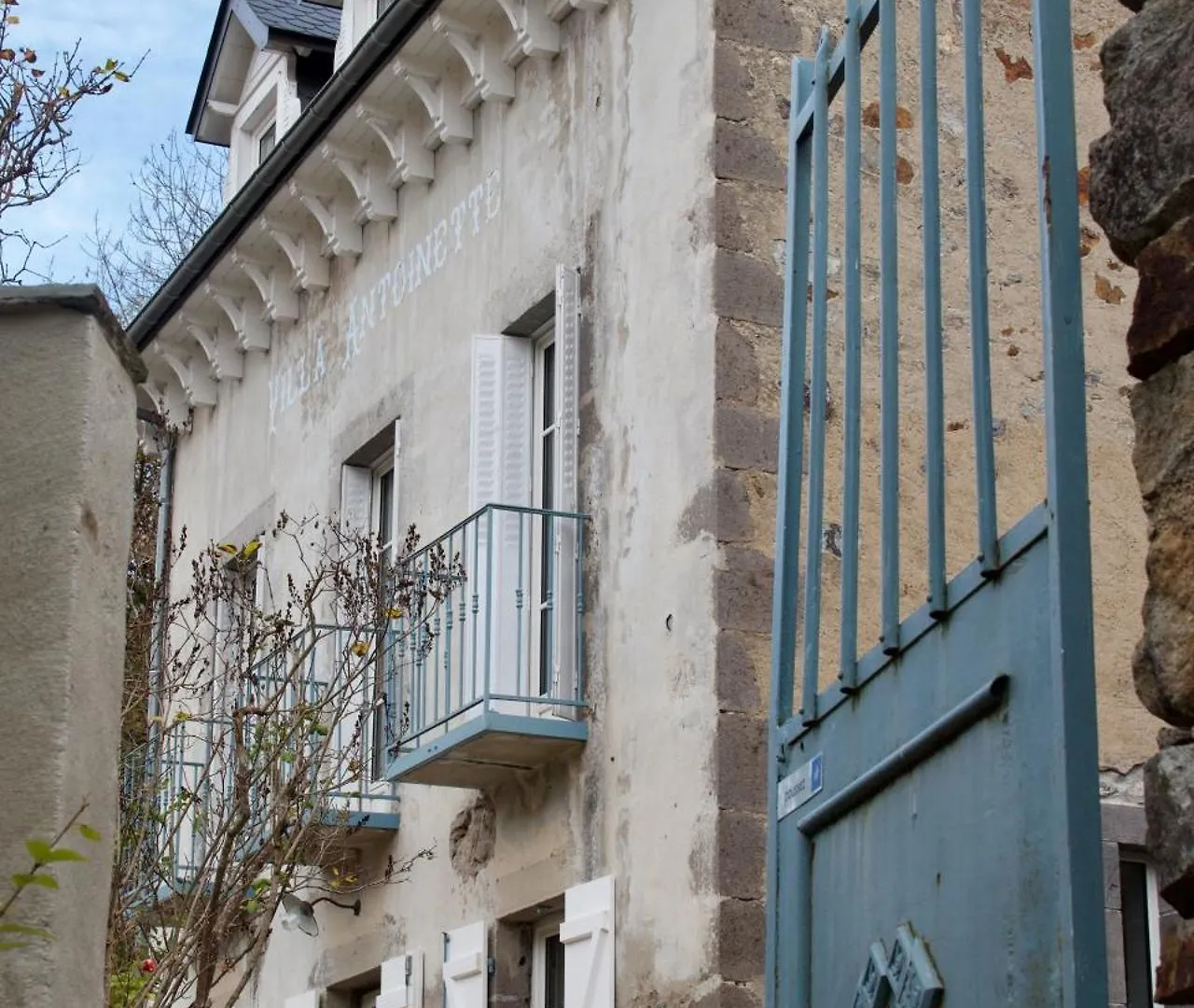 Villa Antoinette Saint-Nectaire 0*,